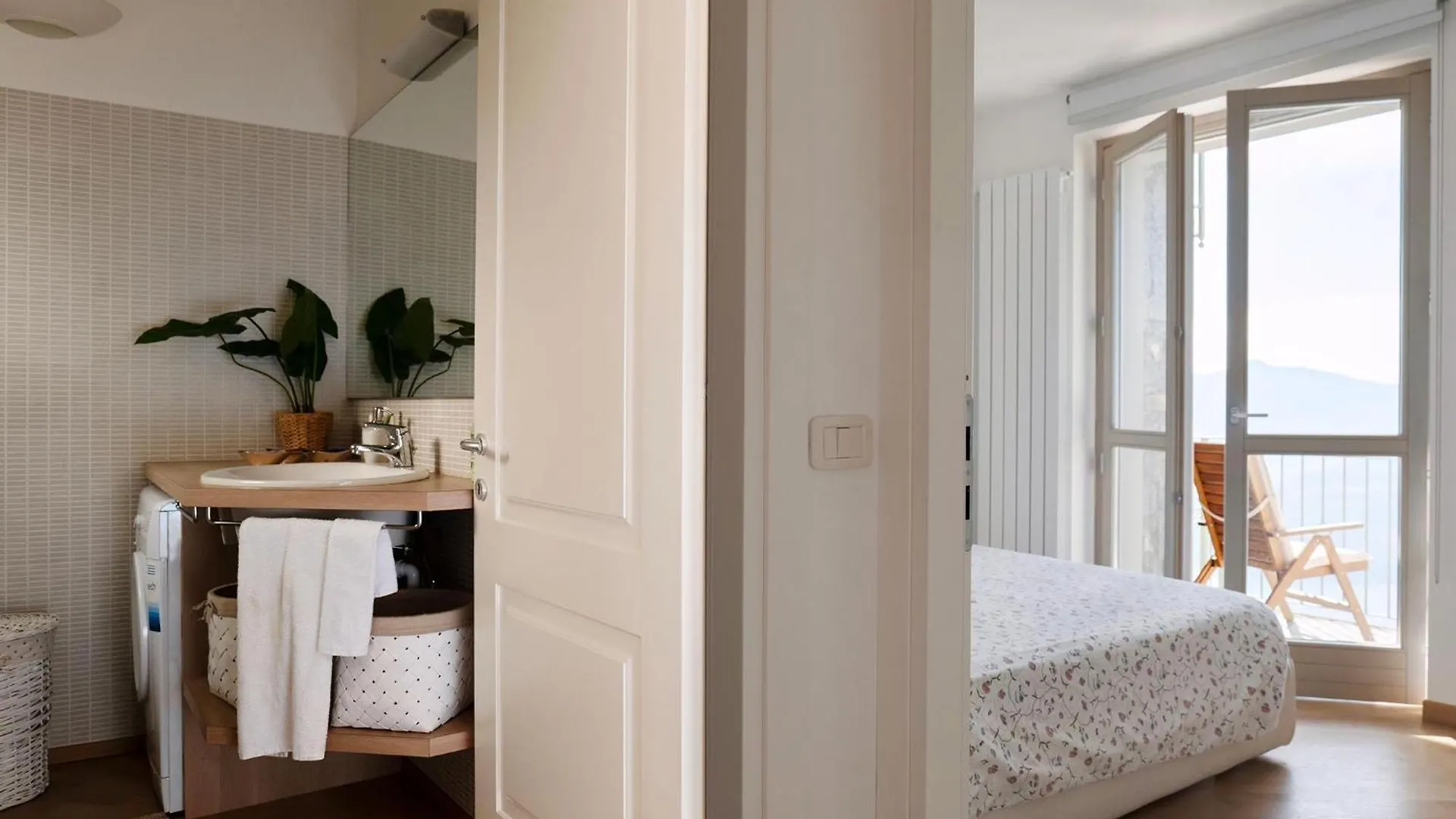 Ferienwohnung Fuer 4 Personen Ca, 43 M Sup2 In Plassi, Iseosee Parzanica Italy