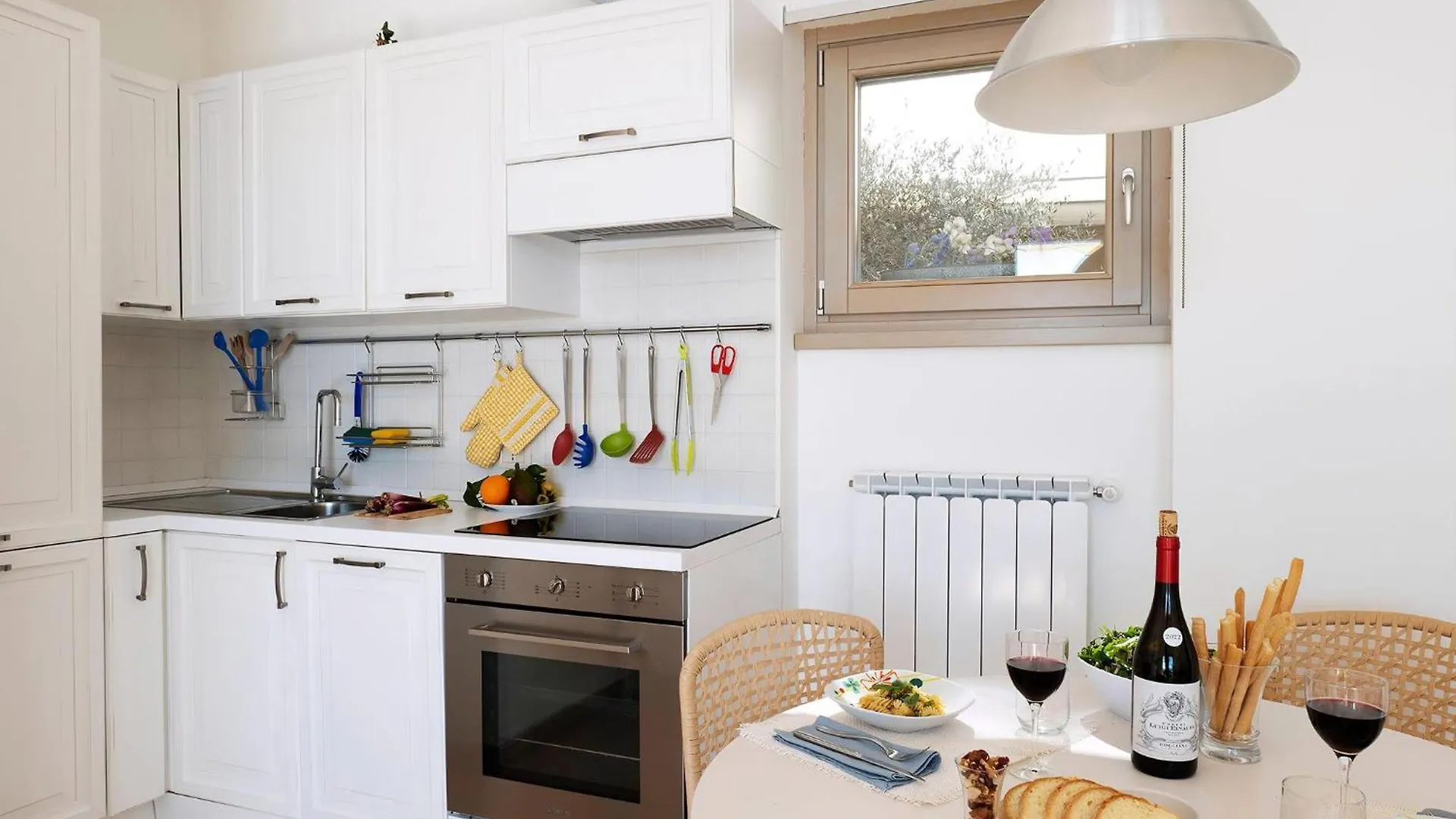 Apartment Ferienwohnung Fuer 4 Personen Ca, 43 M Sup2 In Plassi, Iseosee Parzanica